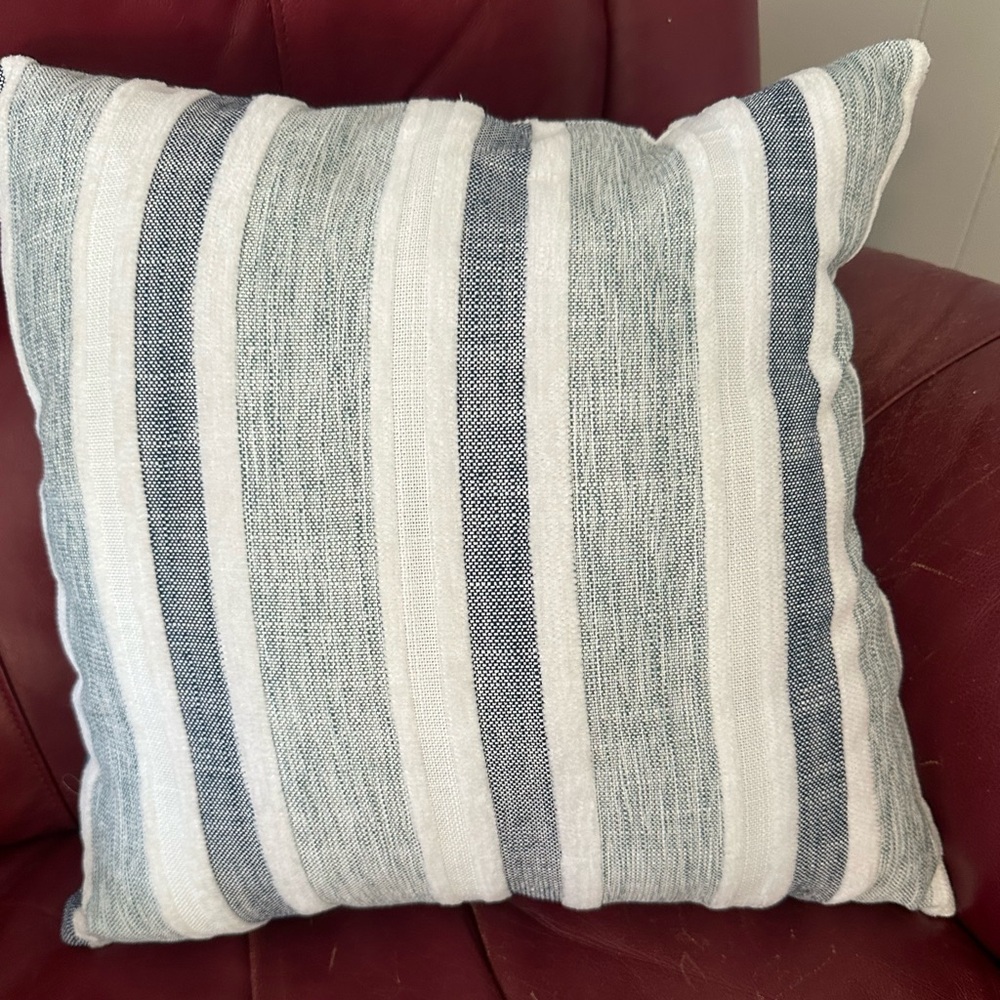 NWOT Coastal gray, white, & light navy striped pillow!!